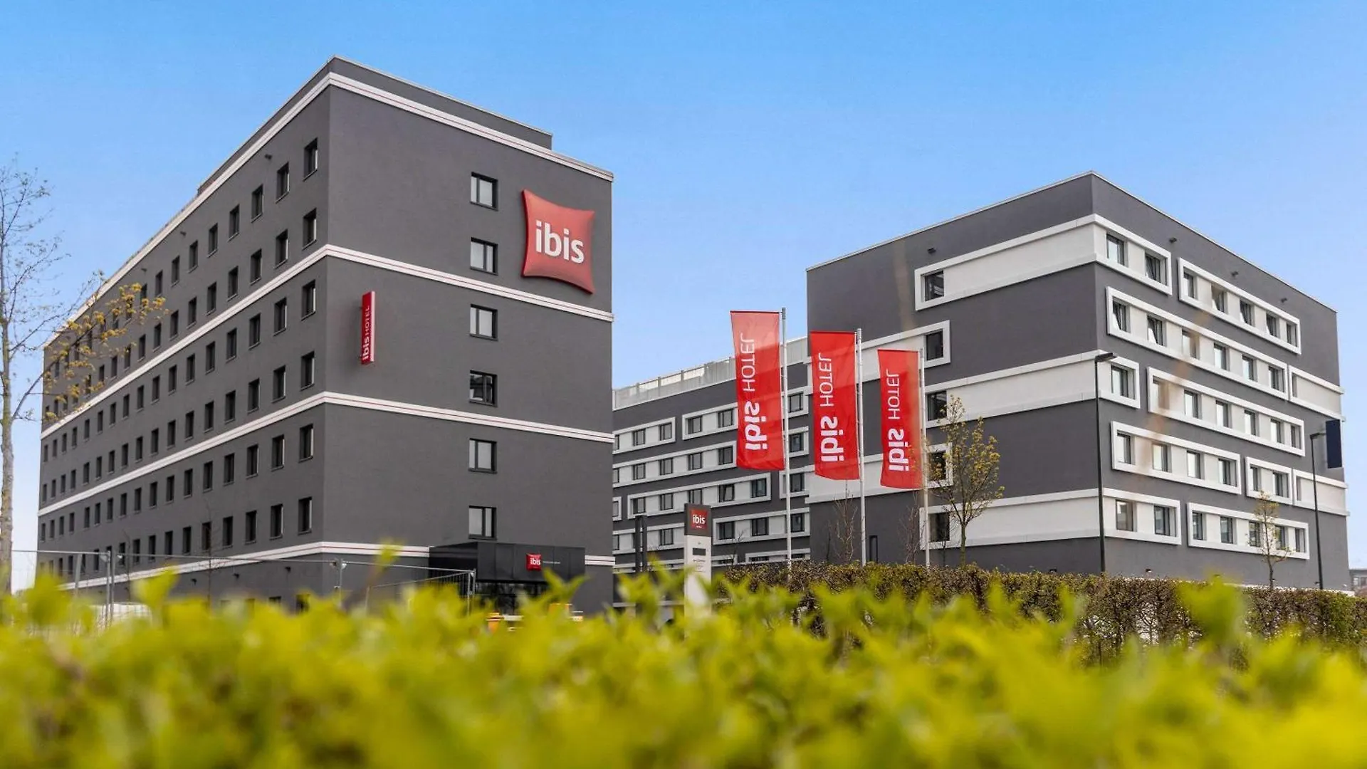 Ibis Duesseldorf Airport location